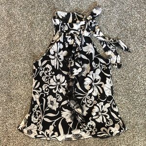 WHBM Floral Keyhole TieNeck Tank